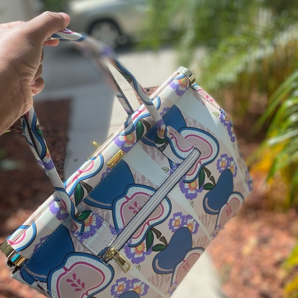 Top Handle Structured Leather Handbag - Picture 3 of 10